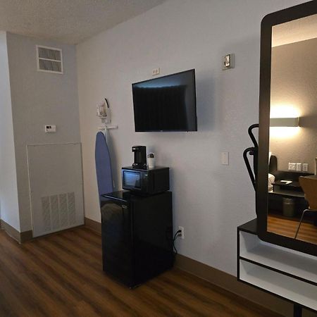 Motel 6-Biloxi, Ms - Beach Exterior photo