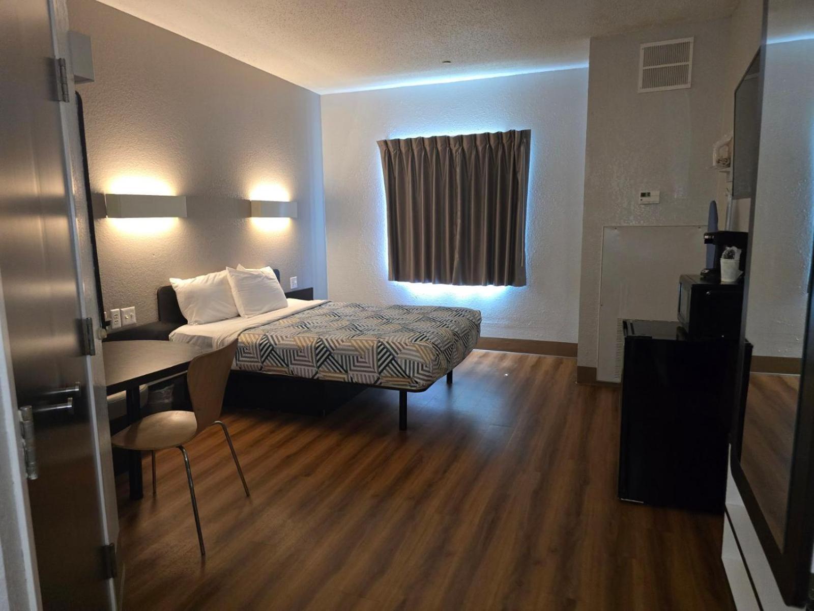 Motel 6-Biloxi, Ms - Beach Exterior photo