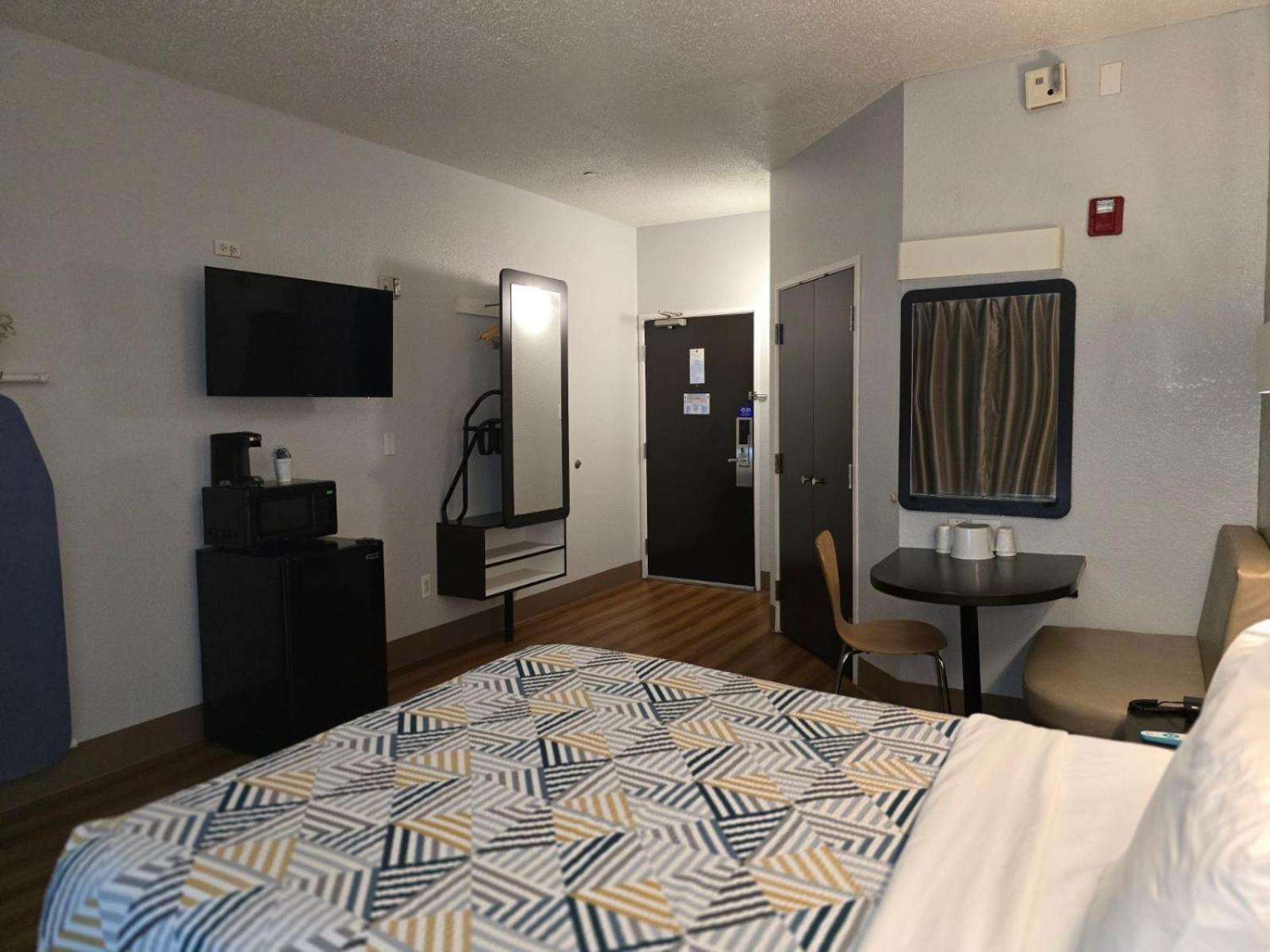 Motel 6-Biloxi, Ms - Beach Exterior photo