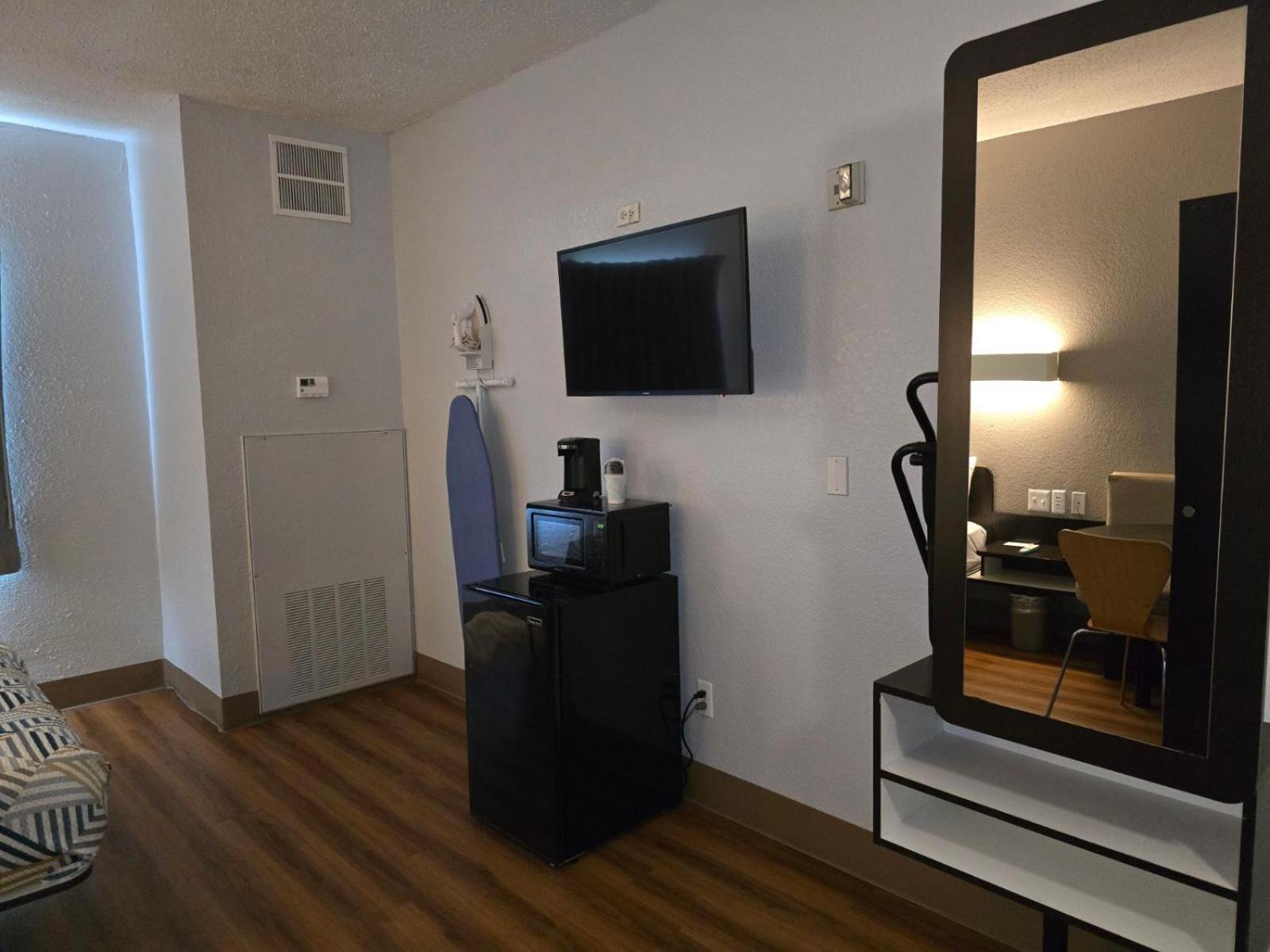Motel 6-Biloxi, Ms - Beach Exterior photo