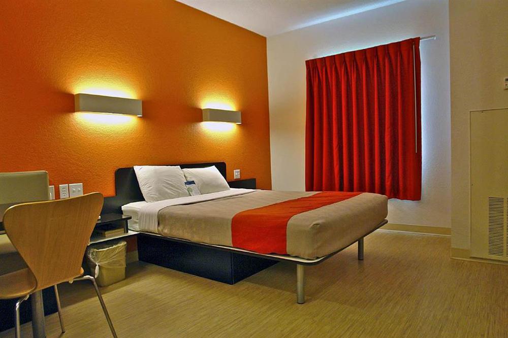Motel 6-Biloxi, Ms - Beach Room photo
