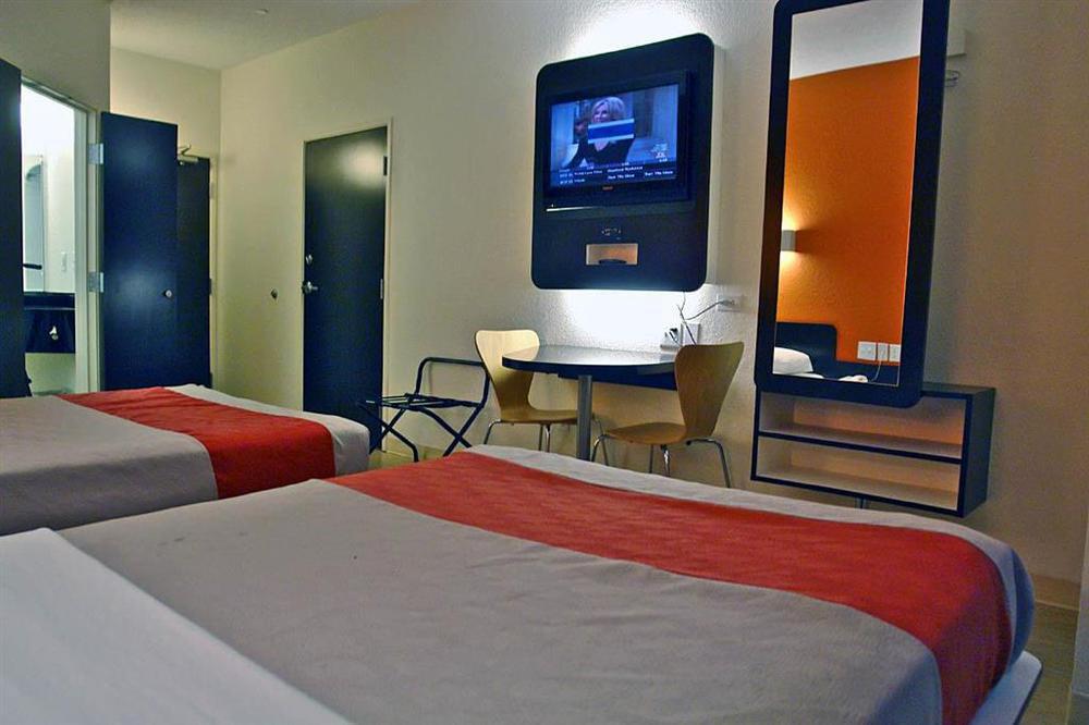 Motel 6-Biloxi, Ms - Beach Room photo